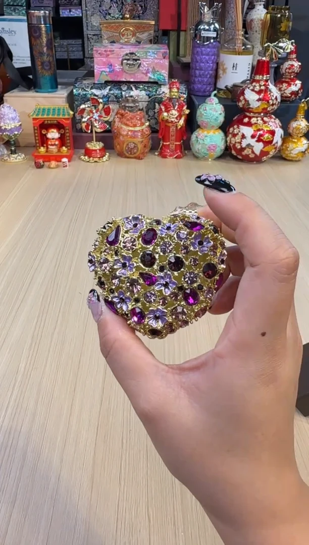 199七宝紫色满钻爱心盒
