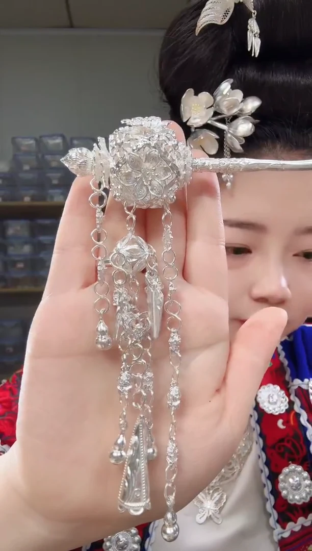 无足银手工绣球发簪79克