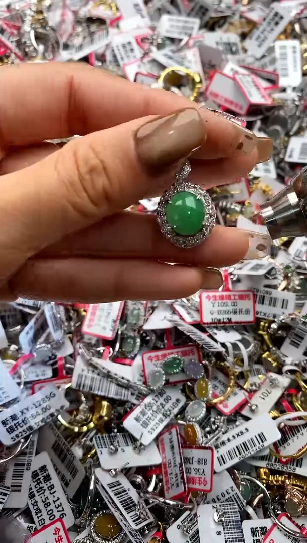 【闪购商品】翡翠戒指银S925镶嵌44444444    5