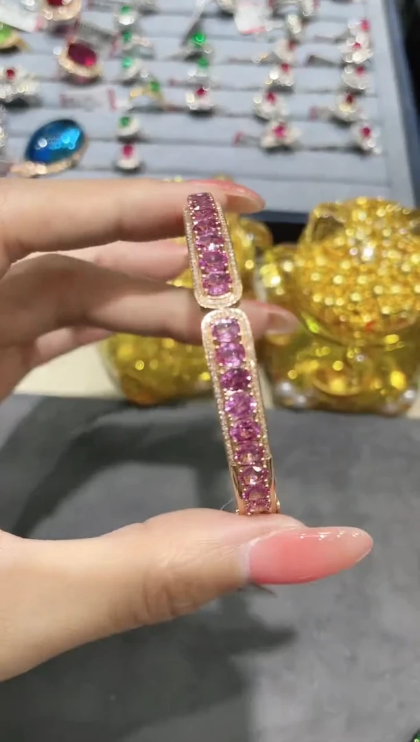 彩色蓝宝石手镯18K金镶嵌手镯