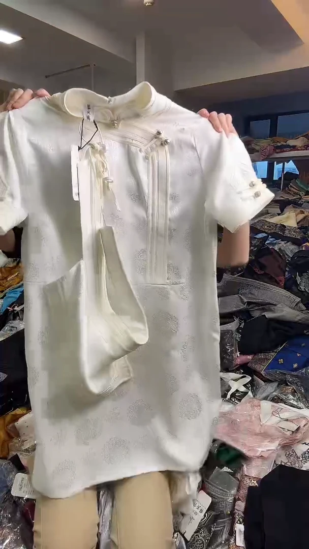 XL码      115-125斤