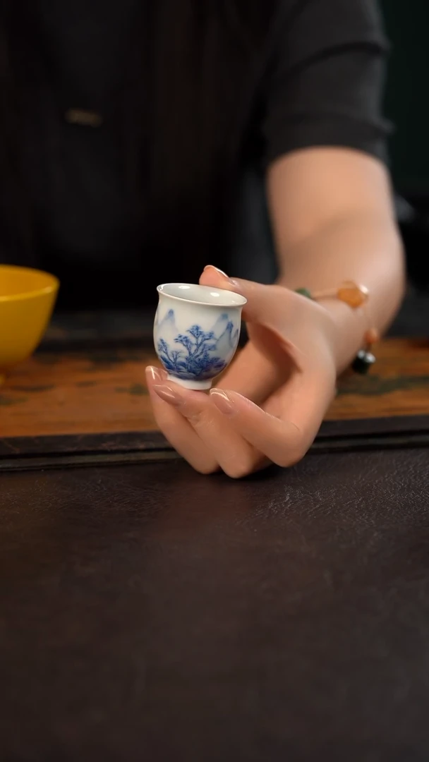 聚澜堂山水小玉兰杯
