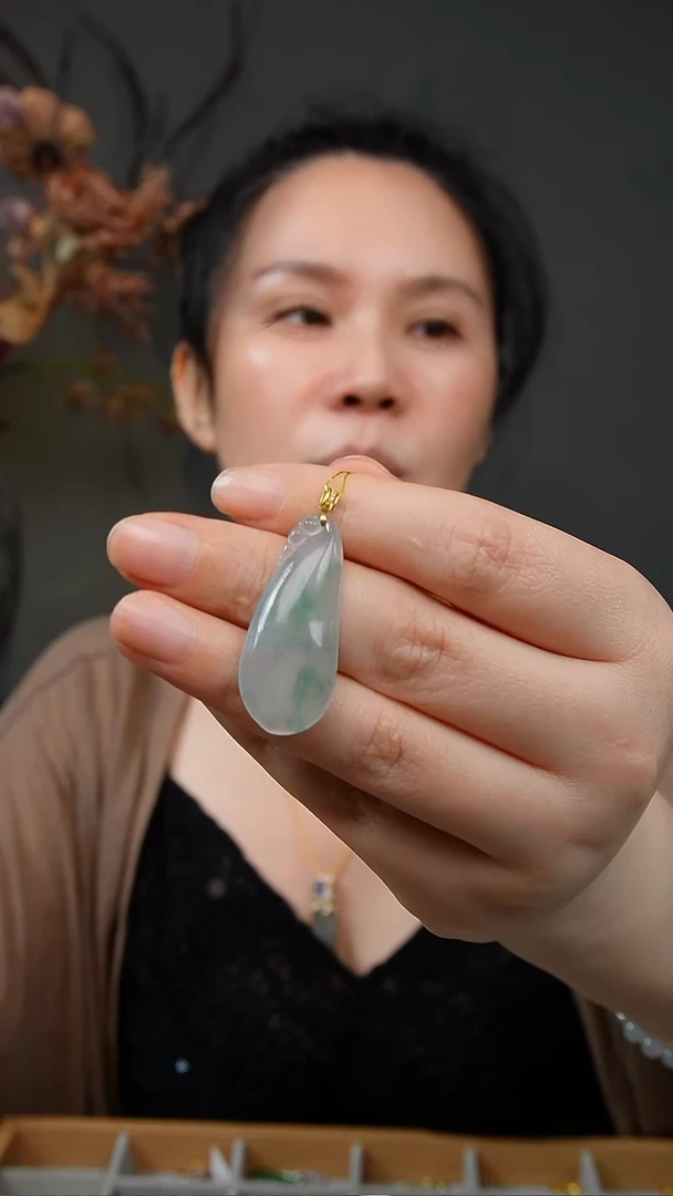 吊坠(不含链)未镶嵌翡翠天然缅甸翡翠吊坠