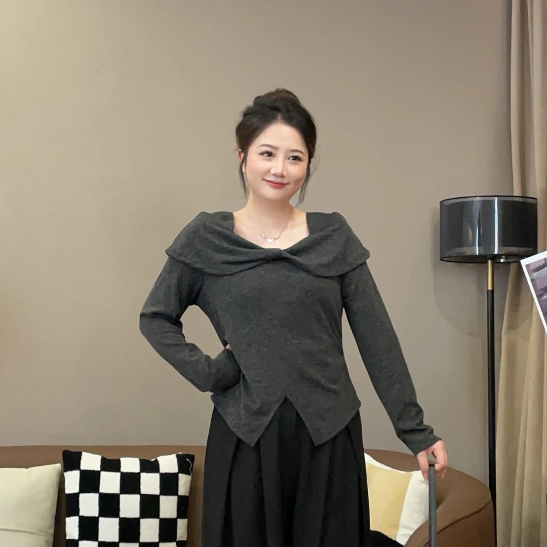 大萌萌 设计感开叉长袖宽松上衣秋季微胖显瘦百搭通勤P225X16501