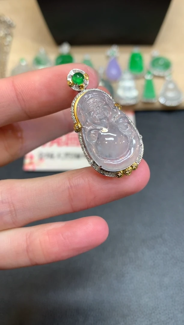 【闪购商品】翡翠颈饰18K金镶嵌财神爷【无服务费】