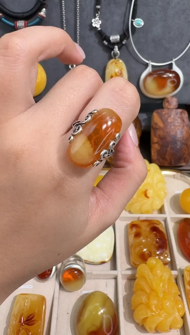 裸石琥珀未镶嵌琥珀