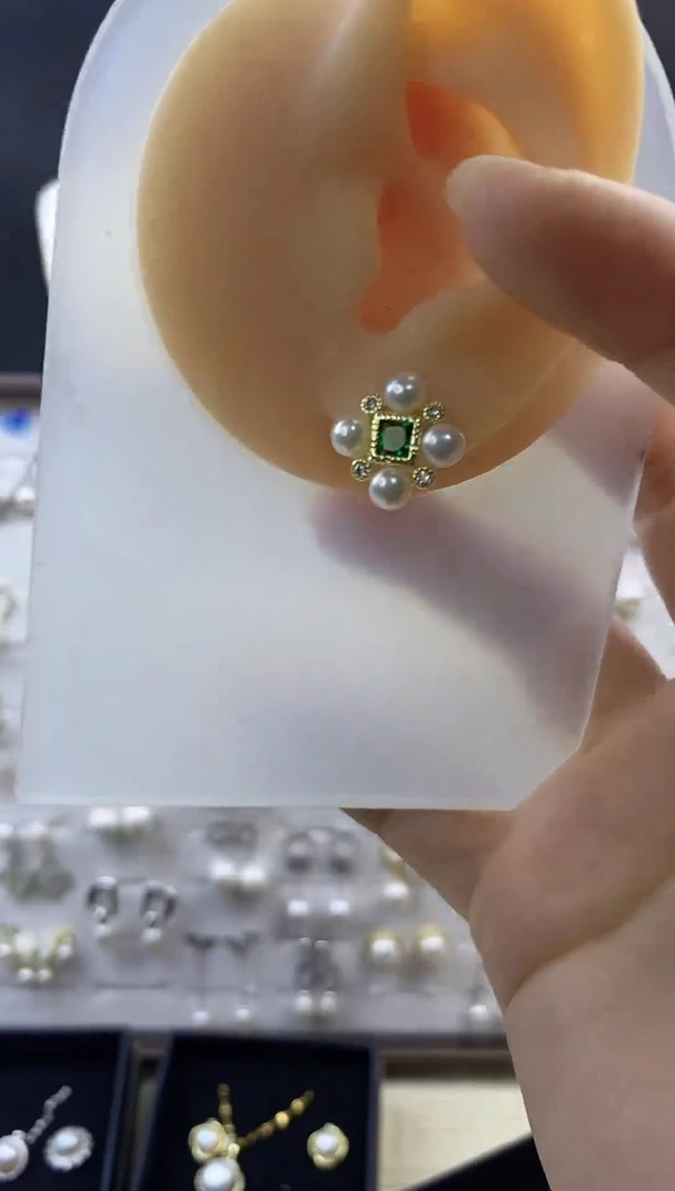 合金耳饰淡水珍珠70