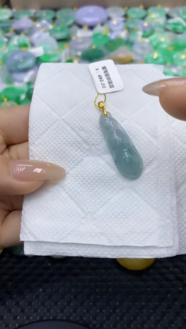颈饰未镶嵌翡翠天然缅甸翡翠A货