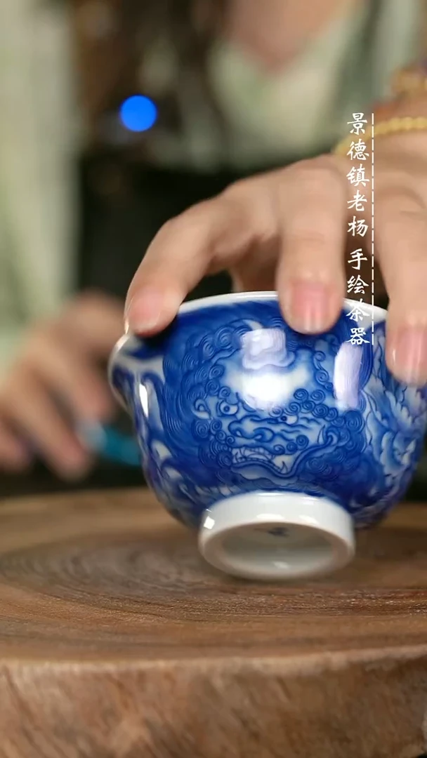 微瑕福利手绘高温瓷  柴 有暇 海浪牡丹狮大压100c
