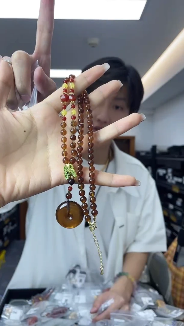 未镶嵌琥珀裸石多样性一件发货