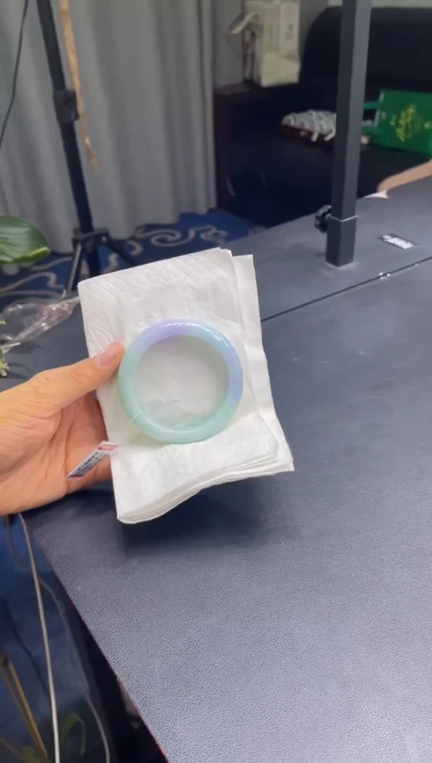 未镶嵌手镯翡翠6637****