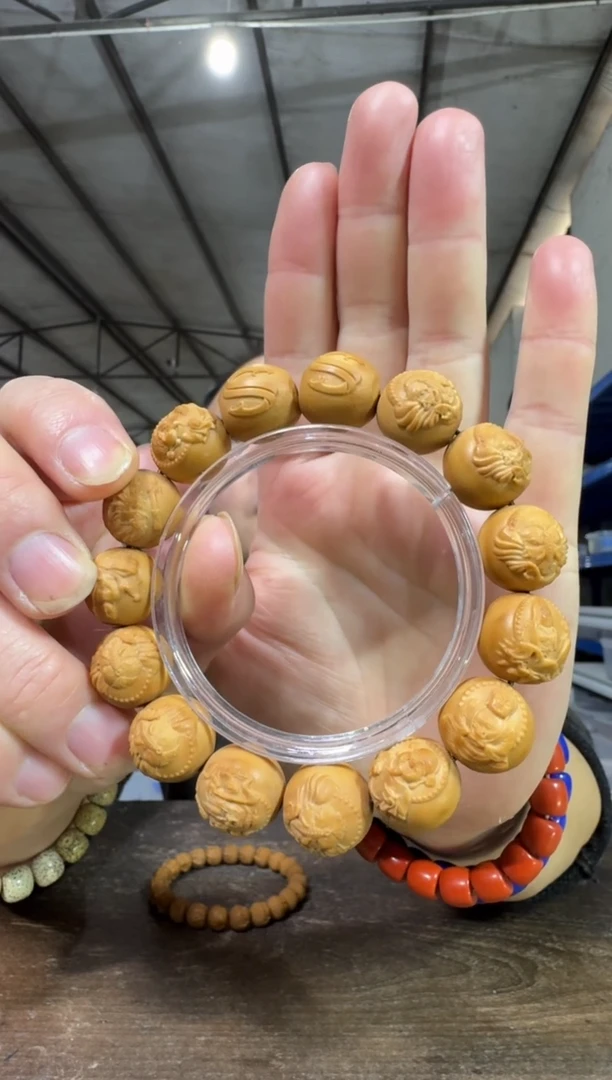 手串猴头核桃D10实物为准