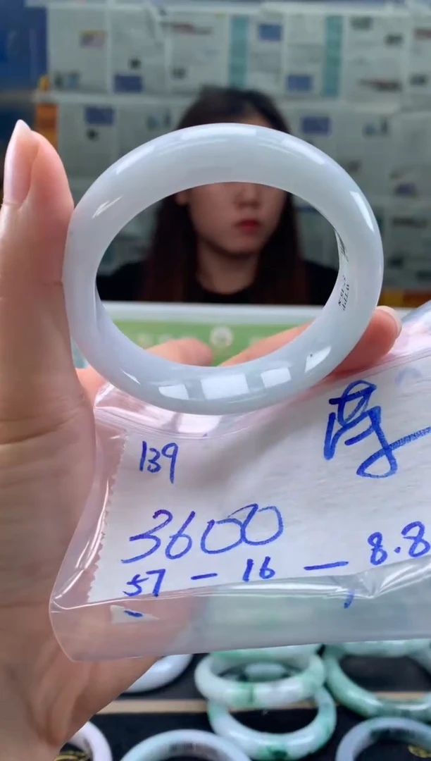 翡翠手镯未镶嵌荣***9翡翠手镯 下单联系小耳机#139