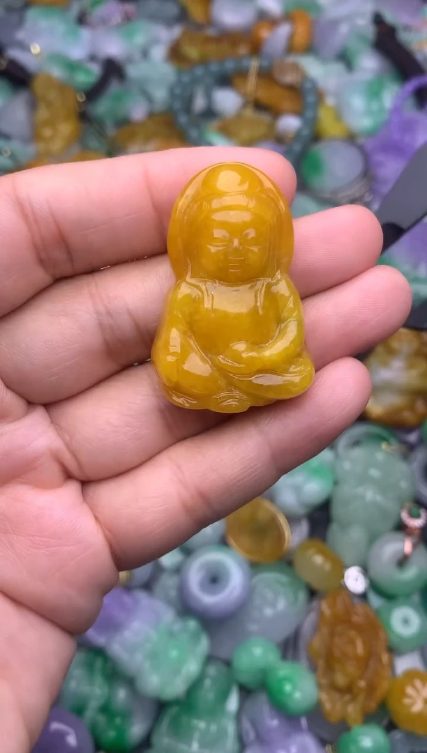 颈饰未镶嵌翡翠天然缅甸翡翠吊坠