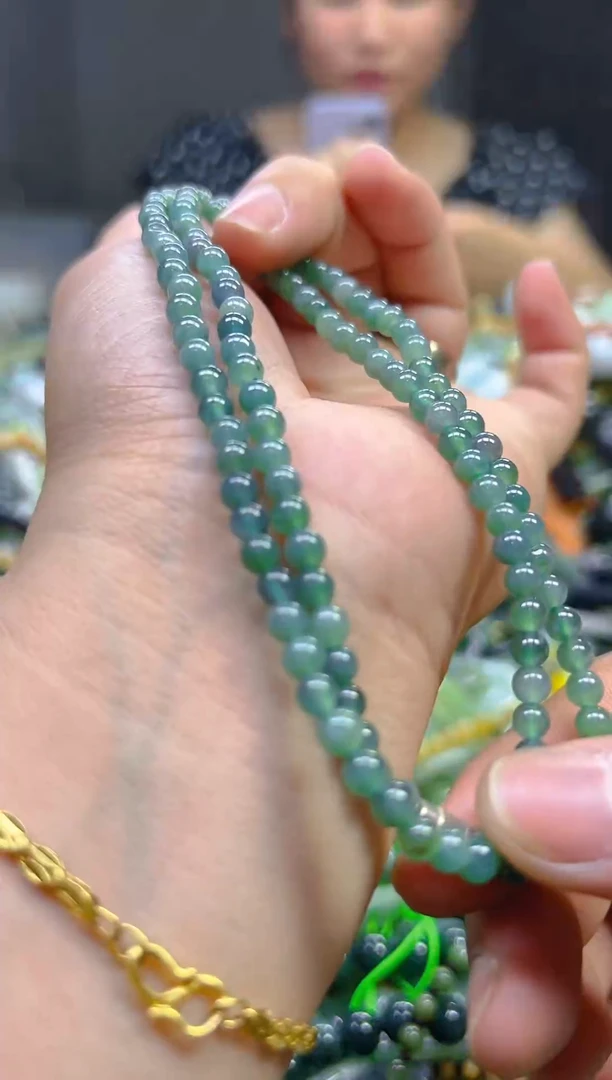 翡翠未镶嵌颈饰4MM/B/翡翠A货,一件也是批发价