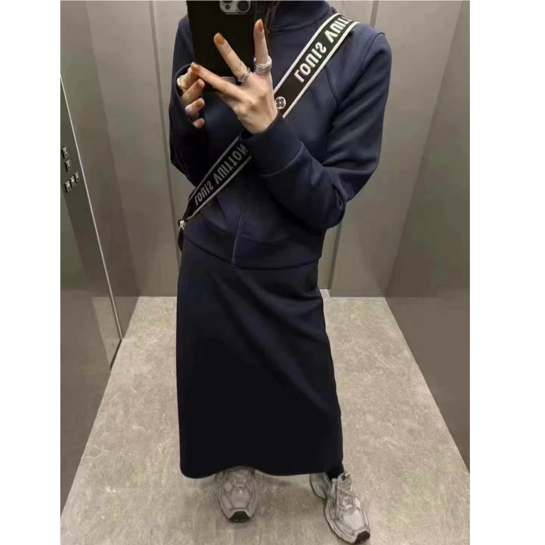 显瘦休闲运动半身裙时尚两件套春秋上衣套装
