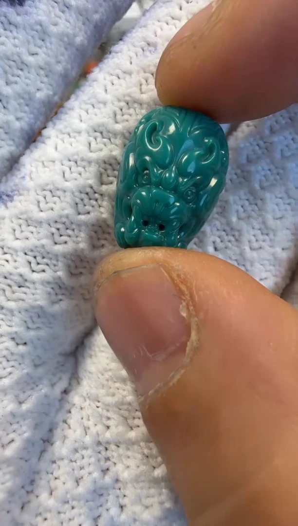 未镶嵌绿松石雕刻松石雕刻