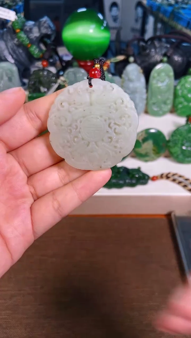 和田玉未镶嵌挂件1