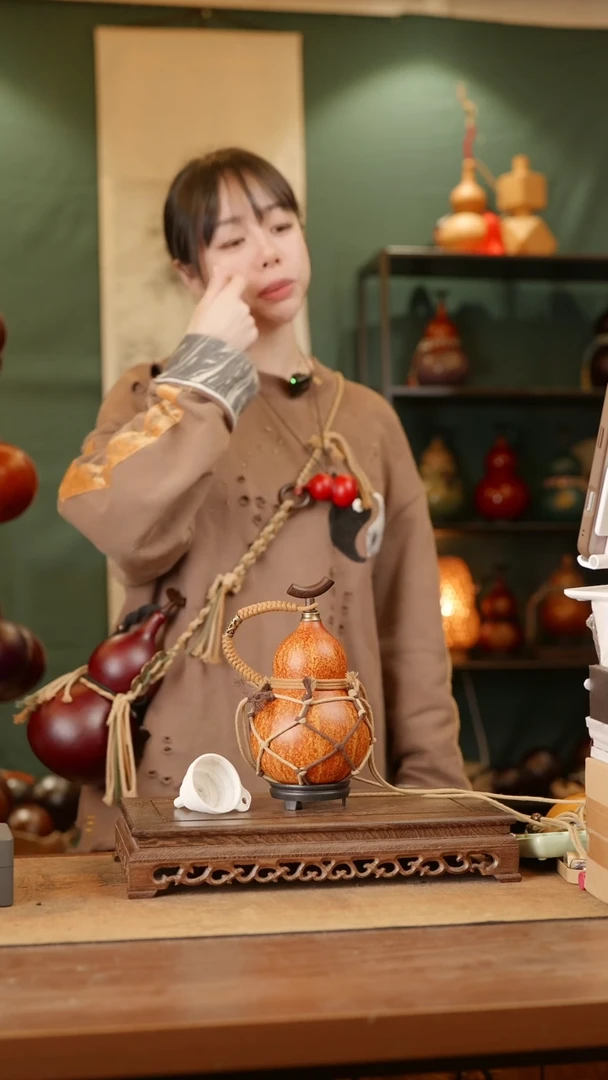 153号精品天然大漆酒葫芦一物一拍~