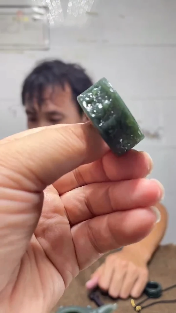 未镶嵌和田玉把件1
