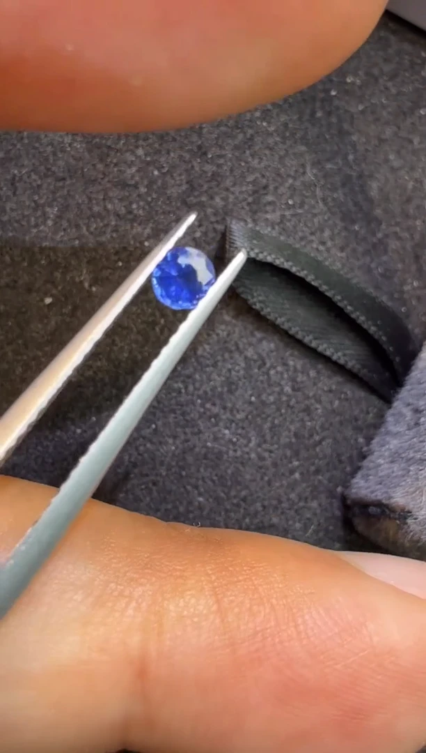 未镶嵌定制定制蓝宝石天然无烧0.21克拉