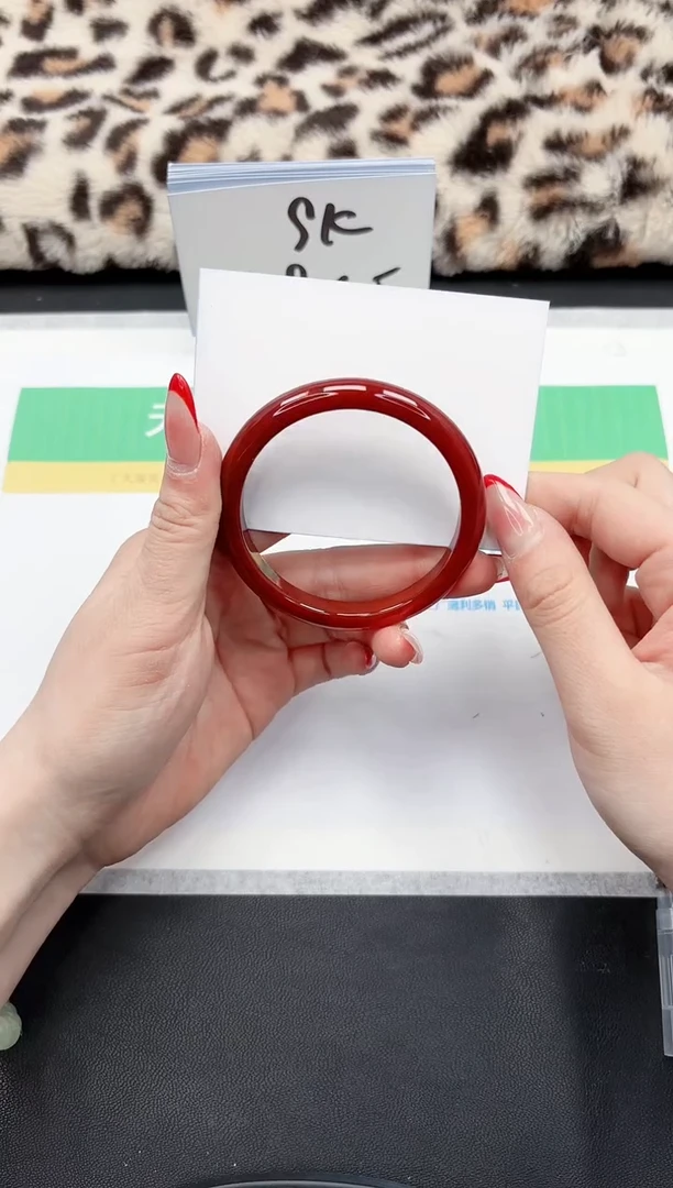 【闪购商品】石英质玉手镯未镶嵌382-57