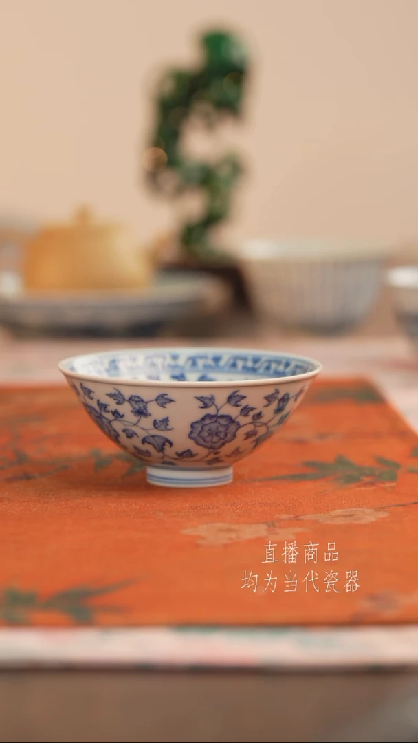 源明清忆斗笠芙蓉花杯