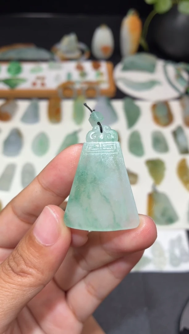 未镶嵌定制翡翠无事牌