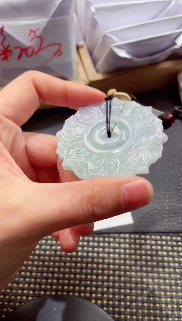 颈饰未镶嵌翡翠000111