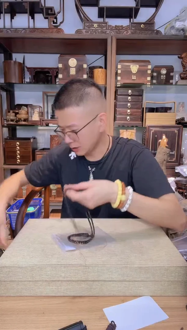 乌木类书架788黑色0.3*0.5长链