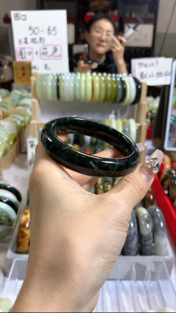 未镶嵌岫玉手镯29（58圈口）501