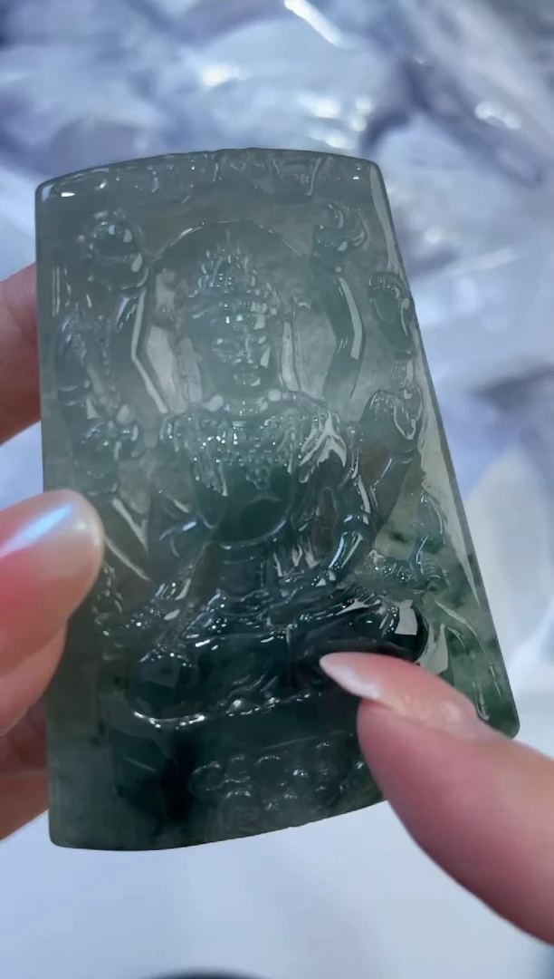 翡翠挂件未镶嵌297651    /多样性一件发