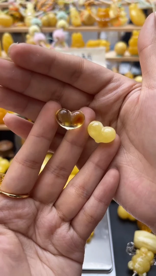 琥珀未镶嵌珠宝奇石139琥珀蜜蜡微瑕