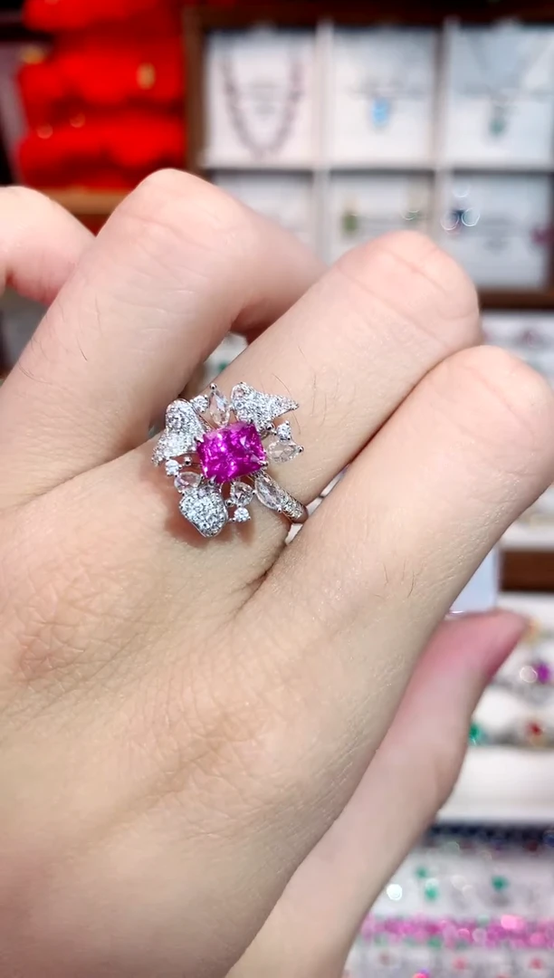 戒指彩色蓝宝石18K金镶嵌1.28ct/天然宝石/七天无理由