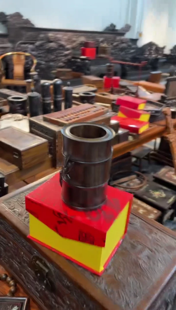 【闪购商品】木檀木笔筒啊啊啊