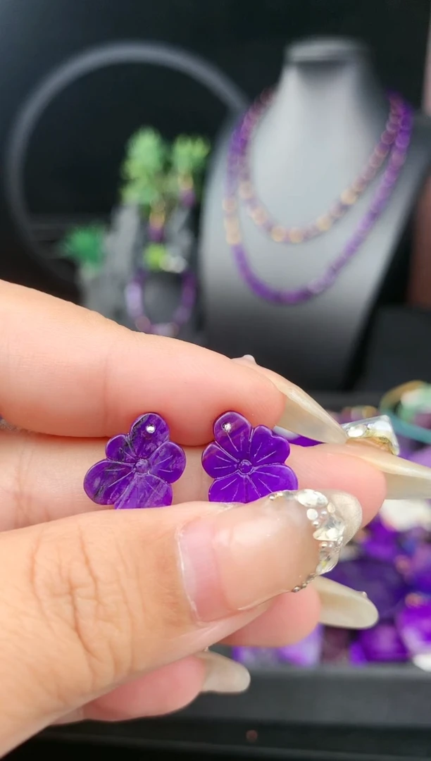 【闪购商品】苏纪石（舒俱来）耳钉银S925镶嵌.