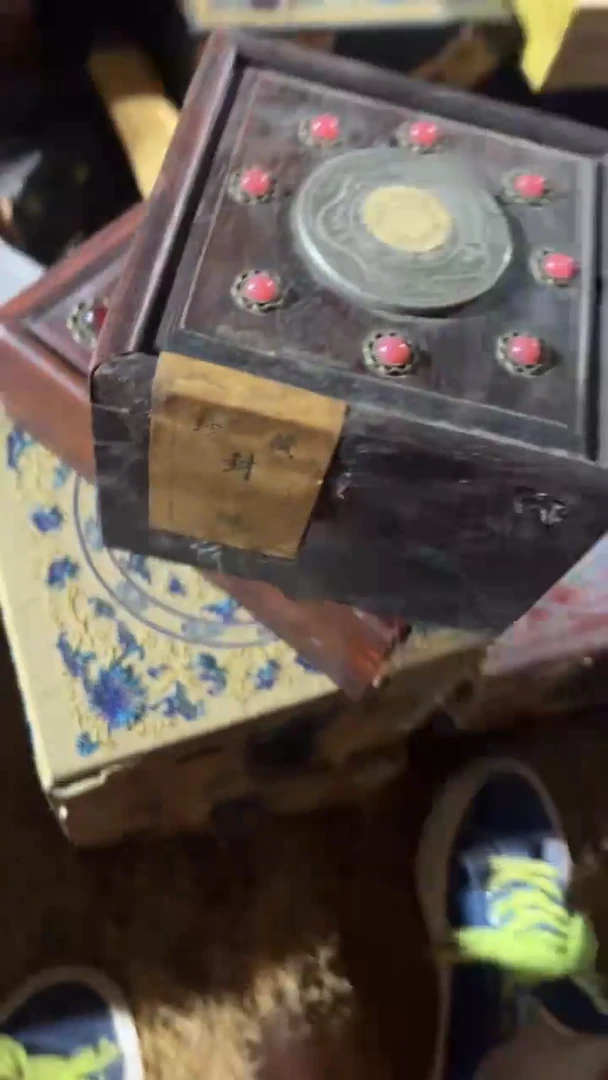 香榧木（1个闷包红宝宝木头盒子链接）