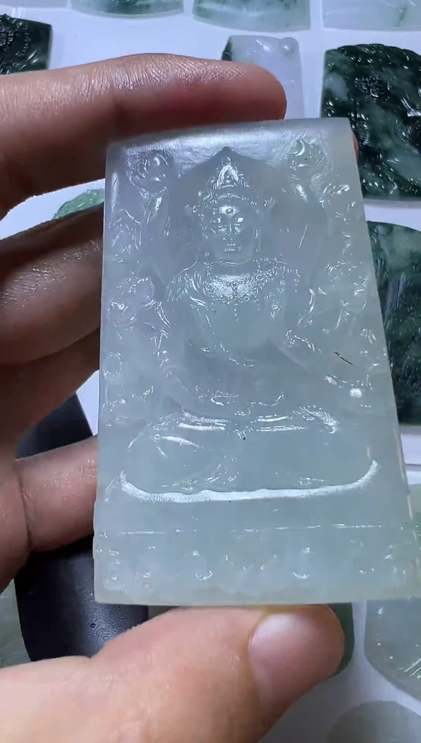未镶嵌定制翡翠挂件
