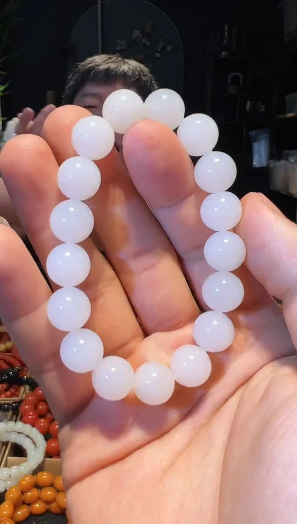 手串未镶嵌和田玉单圈