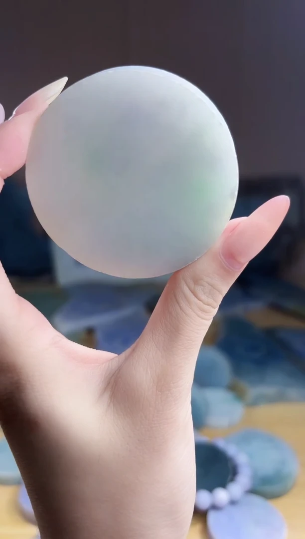 翡翠未镶嵌颈饰翡翠A货 温谭477