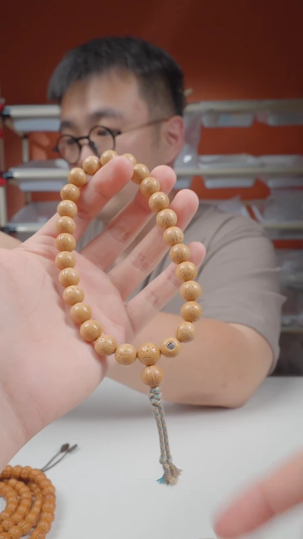 手串桃核10+mm盘锦正圆光珠桃核串