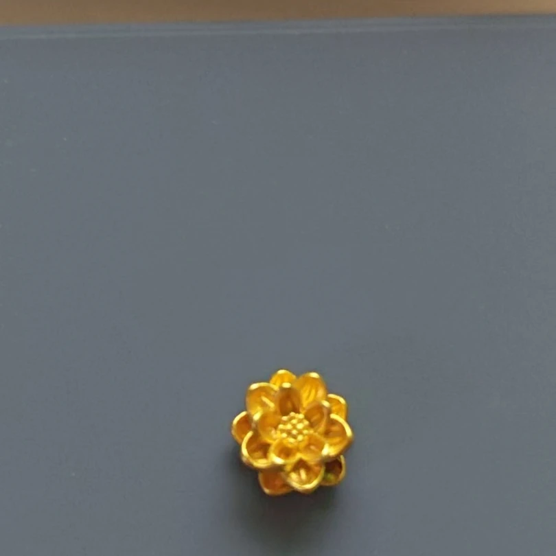 A(084）足金卡11莲花