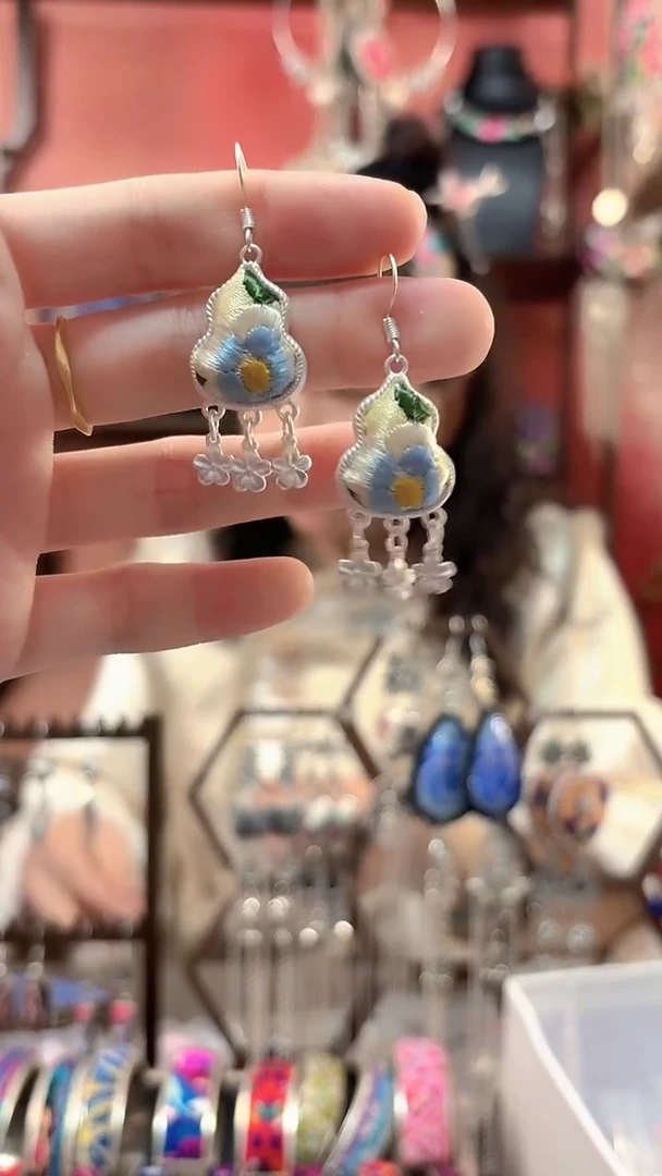 织绣 云织谣民族风精美饰品   21