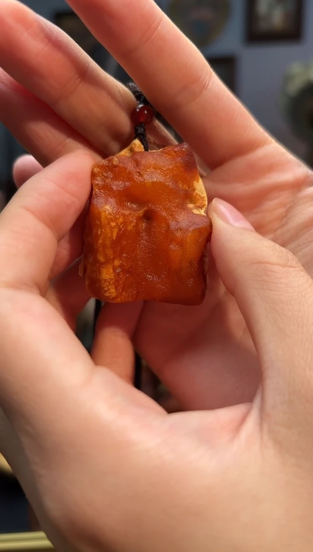 琥珀颈饰未镶嵌吊坠