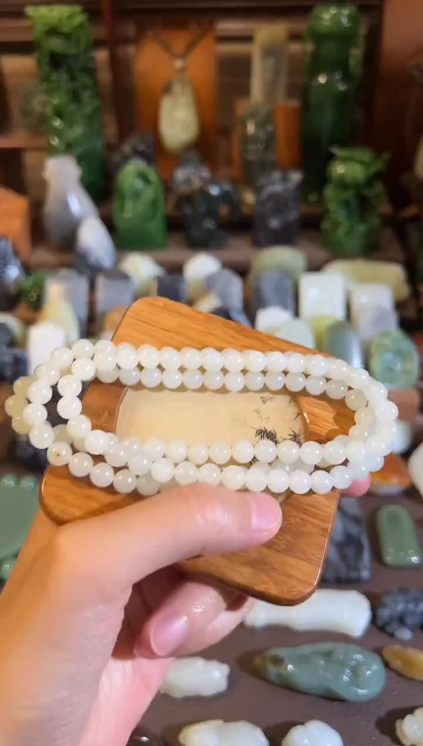 和田玉未镶嵌颈饰108