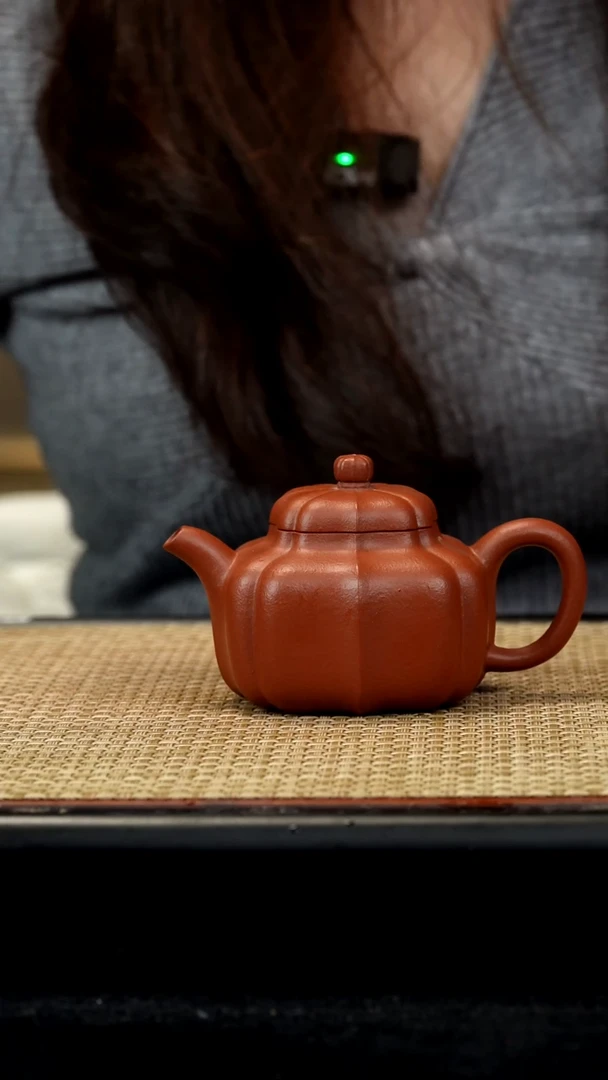 【闪购商品】紫砂茶壶生砂筋纹德钟145c