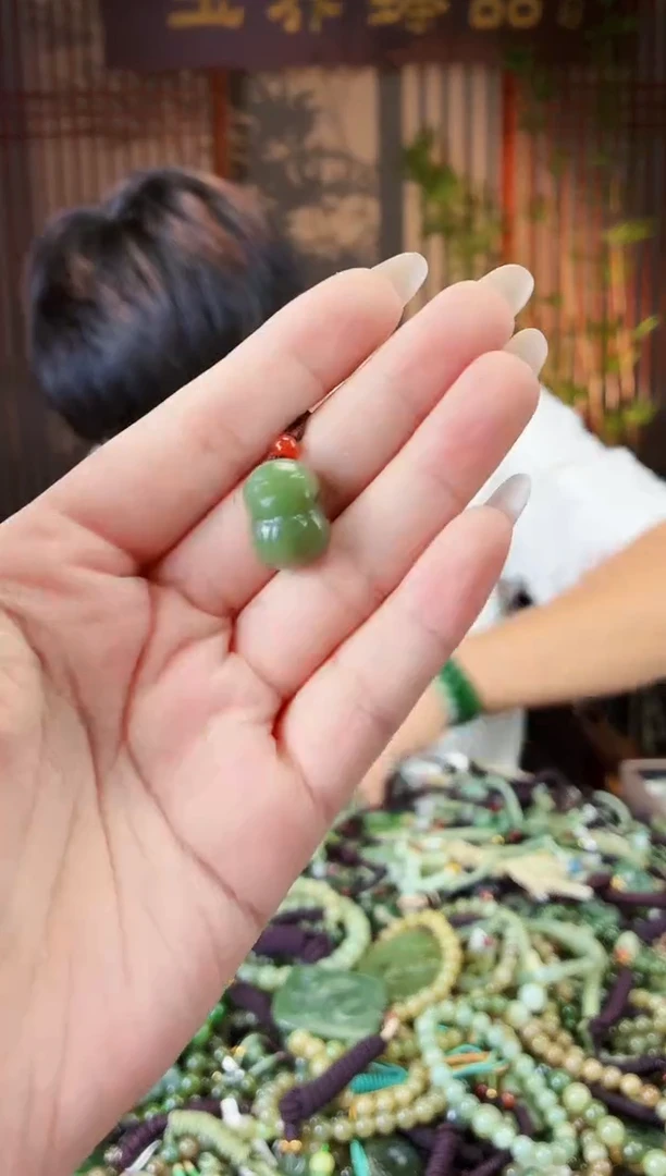 未镶嵌和田玉挂件多样性发货拍一发一