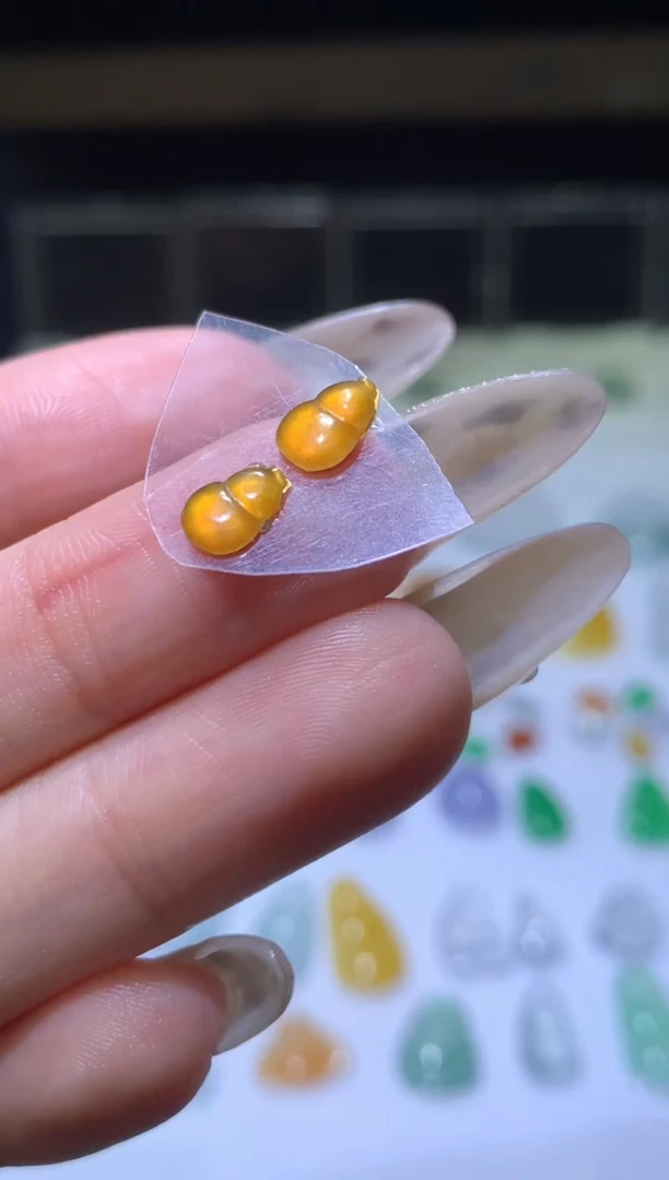 未镶嵌定制翡翠毛货