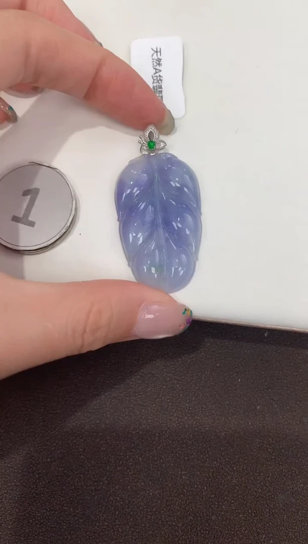 颈饰18K金镶嵌翡翠天然缅甸A货翡翠