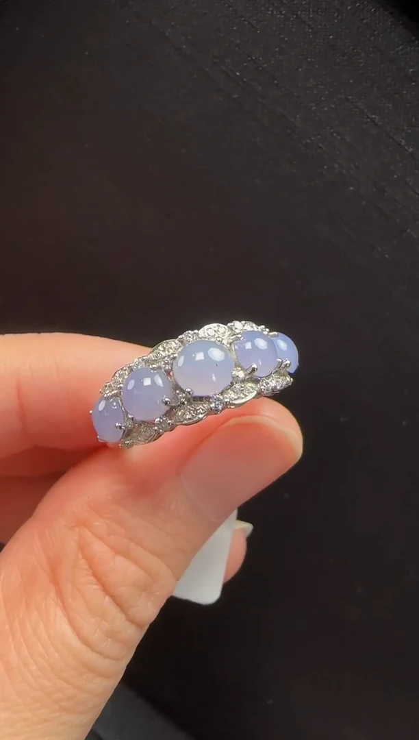 翡翠戒指18K金镶嵌445蛋面一枚